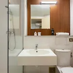 Greet La Garenne - Renove Szálloda 3*
