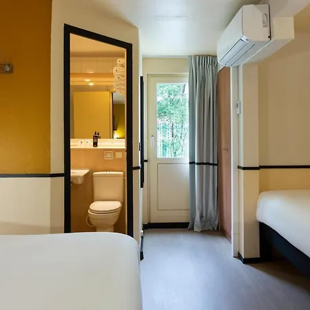 Greet La Garenne - Rénové Hotel 3*