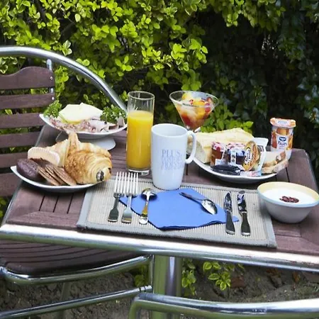 Szálloda Greet La Garenne - Renove 3*