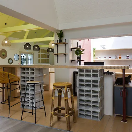 Greet La Garenne - Renove 3* Villeneuve-la-Garenne