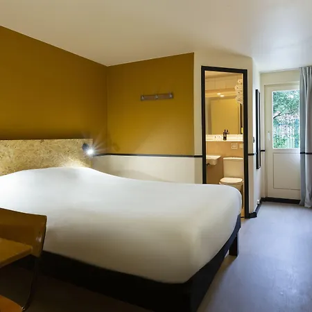 Greet La Garenne - Renove Szálloda 3*