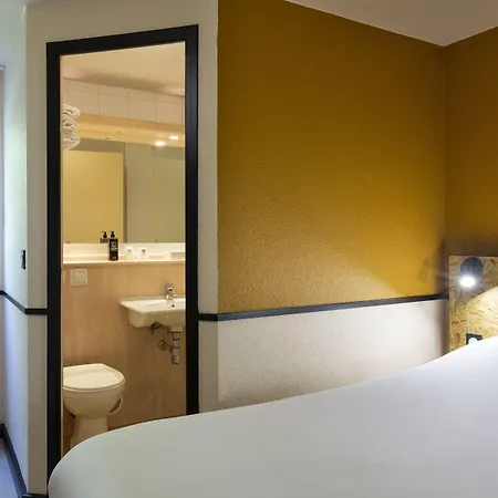 Greet La Garenne - Renove 3* Villeneuve-la-Garenne