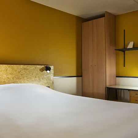 Greet La Garenne - Renove 3* Villeneuve-la-Garenne