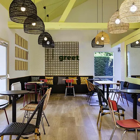 Szálloda Greet La Garenne - Renove 3*