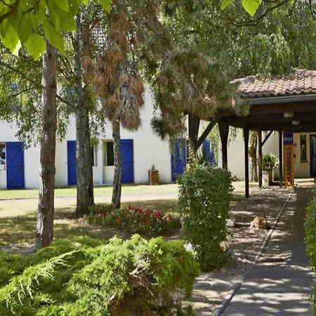 Szálloda Greet La Garenne - Renove 3*