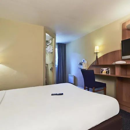 Szálloda Greet La Garenne - Renove