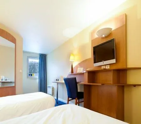 Greet La Garenne - Rénové Hotel 3*