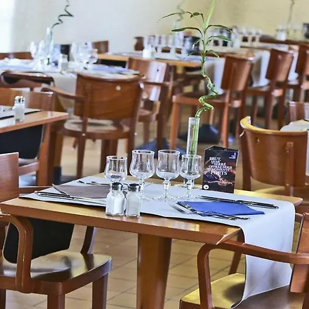 Greet La Garenne - Renove 3* Villeneuve-la-Garenne